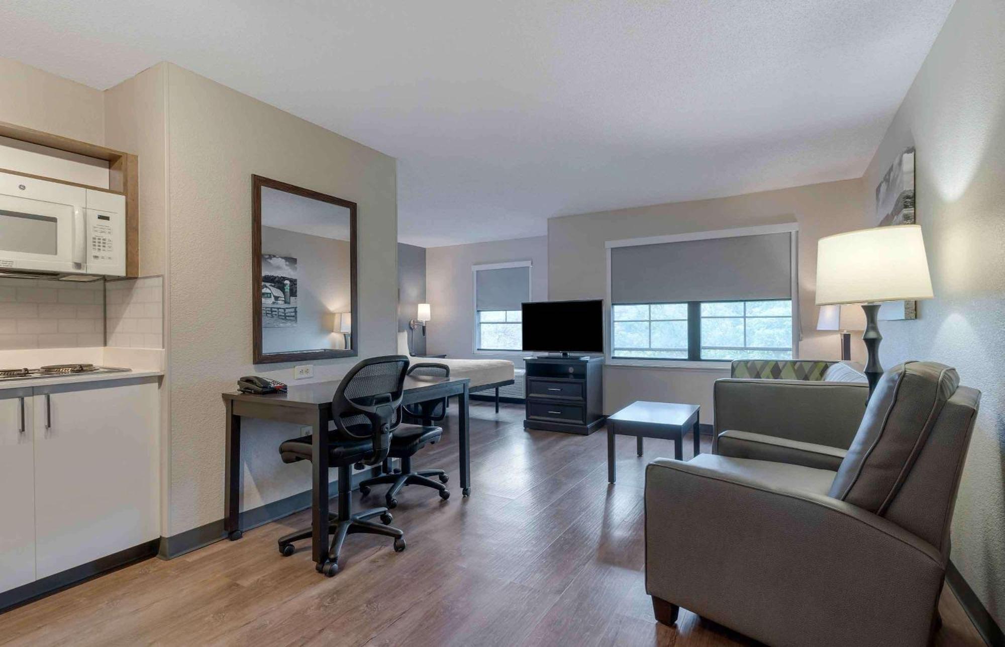 Extended Stay America Suites - Boston - Бърлингтън Екстериор снимка
